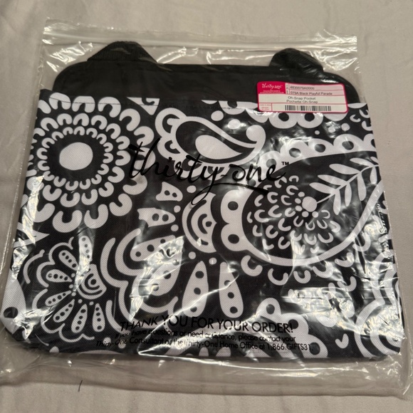 Thirty-one Oh Snap Pocket - Bundle of 2 in Black Playful Parade - Picture 2 of 5